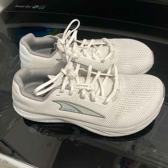 Altra Escalante 4 - Picture 5 of 8
